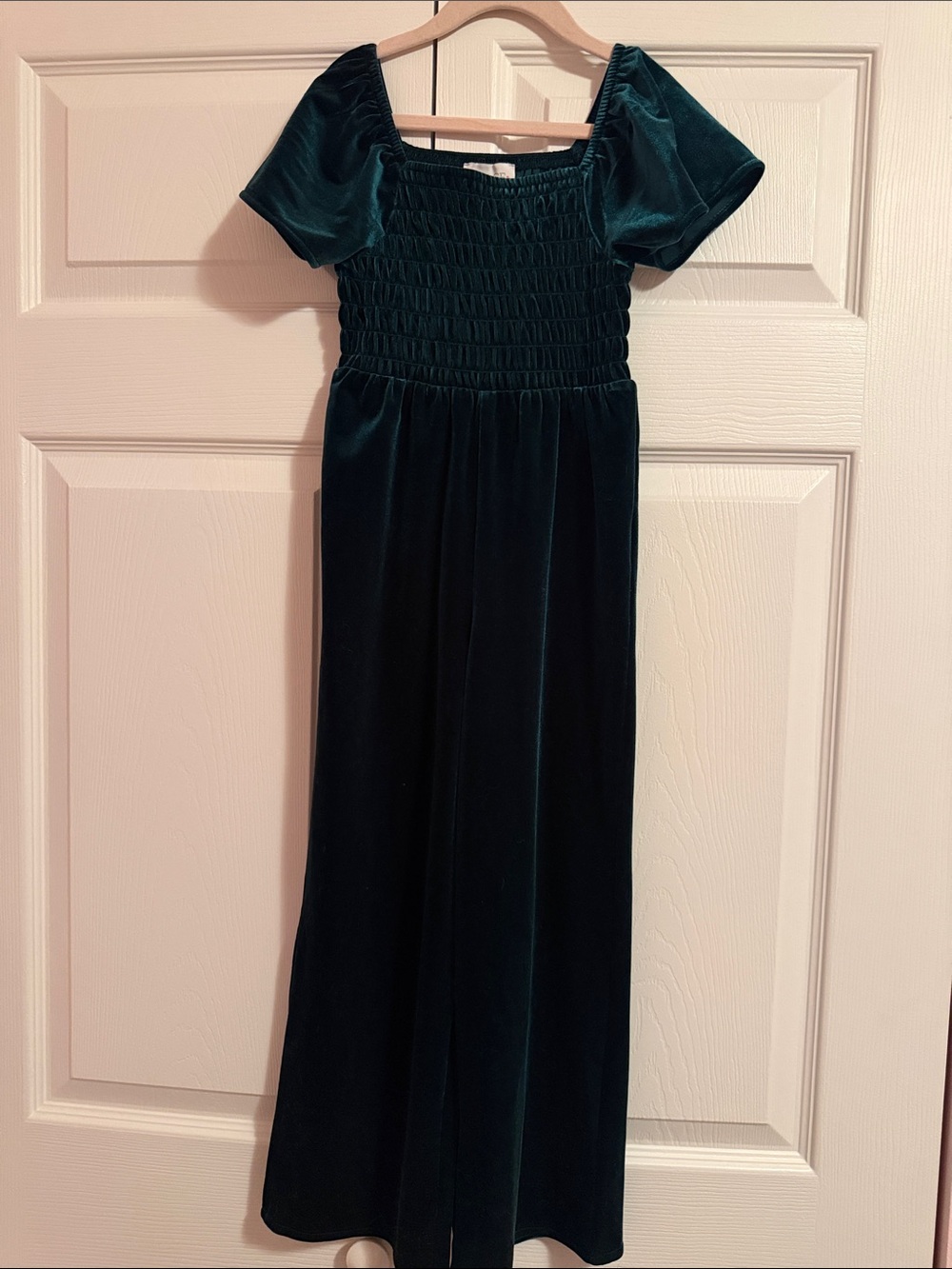 The Children's Place Emerald Velvet Smocked Jumpsuit Size 5/6